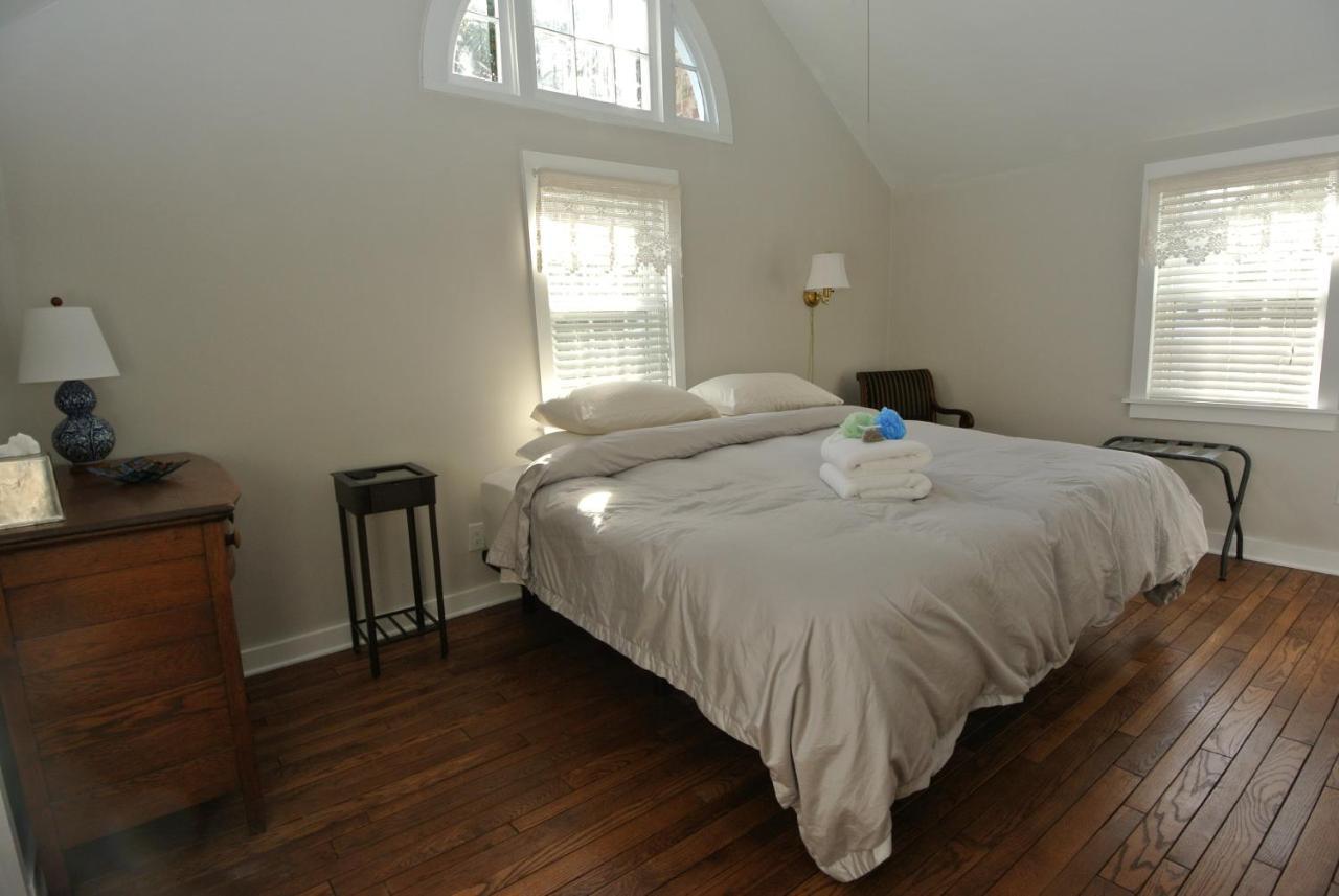 Villa Coor-Bishop Dependency New Bern Esterno foto
